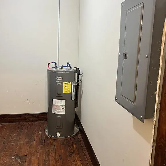 116 E Jefferson St #A — Photo 17
