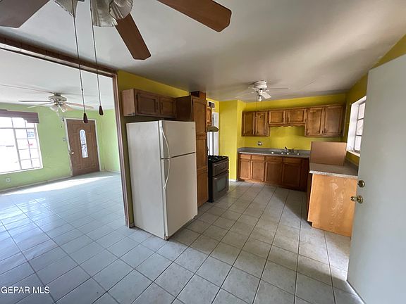 3rd image of 7339 Wisteria Ave