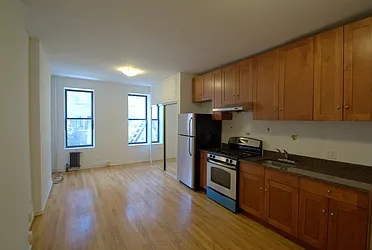 Rented by BLU Real Estate