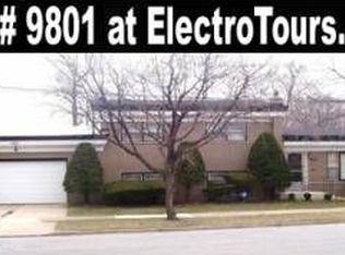 9801 S Carpenter St, Chicago, IL 60643