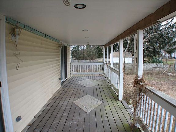 5th image of 14 Conant Pl