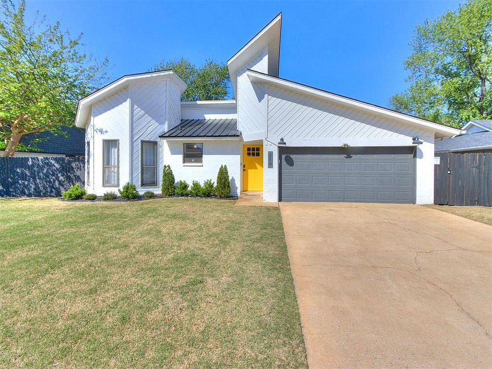 1st image of 510 Rambling Oaks Dr