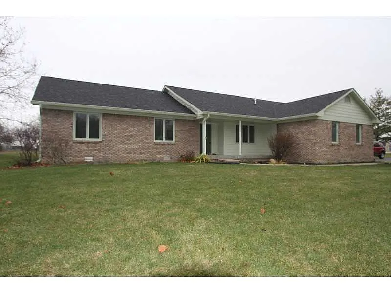 2995 W 100 N photo 1