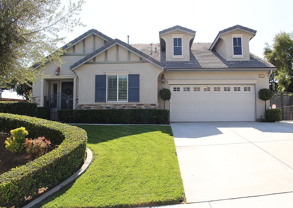 1st image of 36605 Oak Meadows Pl