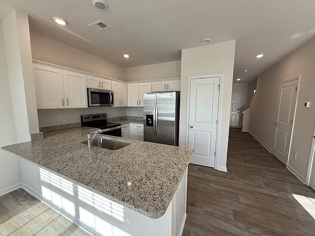 1323 Broholmer Ln — Photo 24