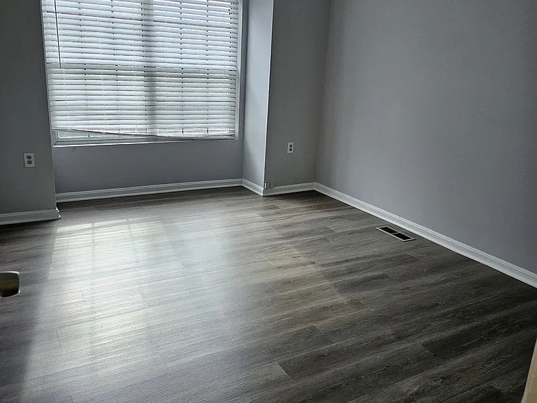 12167 Old Salem Ct — Photo 23