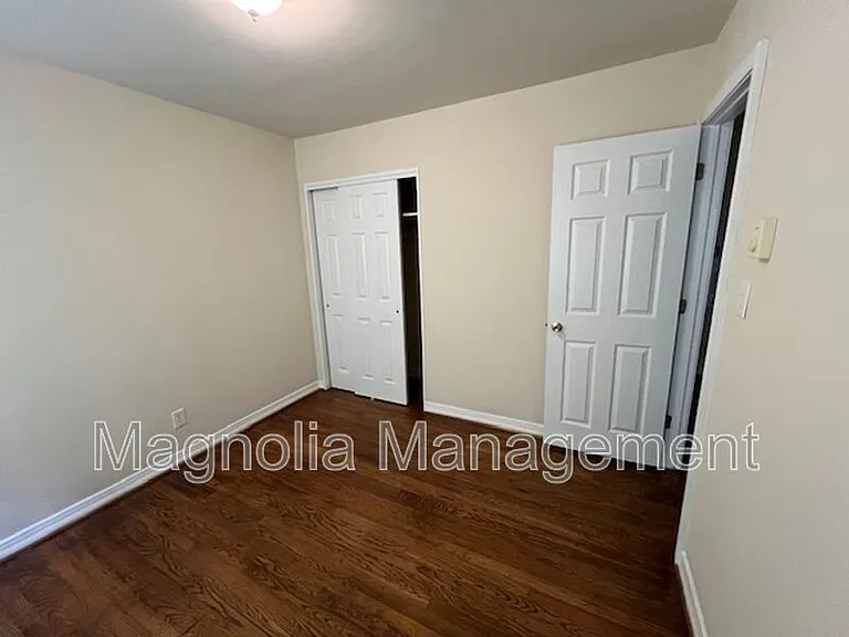 1212 Parham St — Photo 5