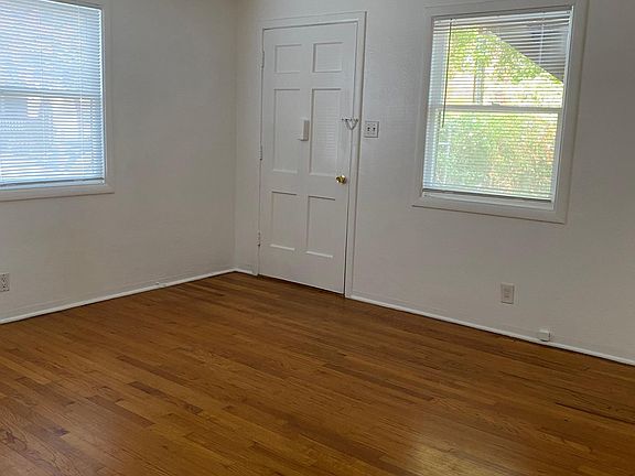 4th image of 721 28th St #B