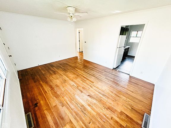 3rd image of 1803 Pierce St