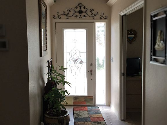 2nd image of 5762 Greenwood Cir