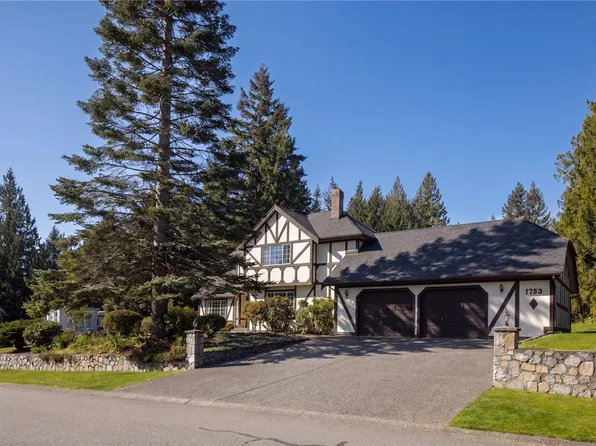 1753 Mayneview Ter, North Saanich, BC V8L 4L5