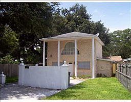3rd image of 1503 W Comanche Ave