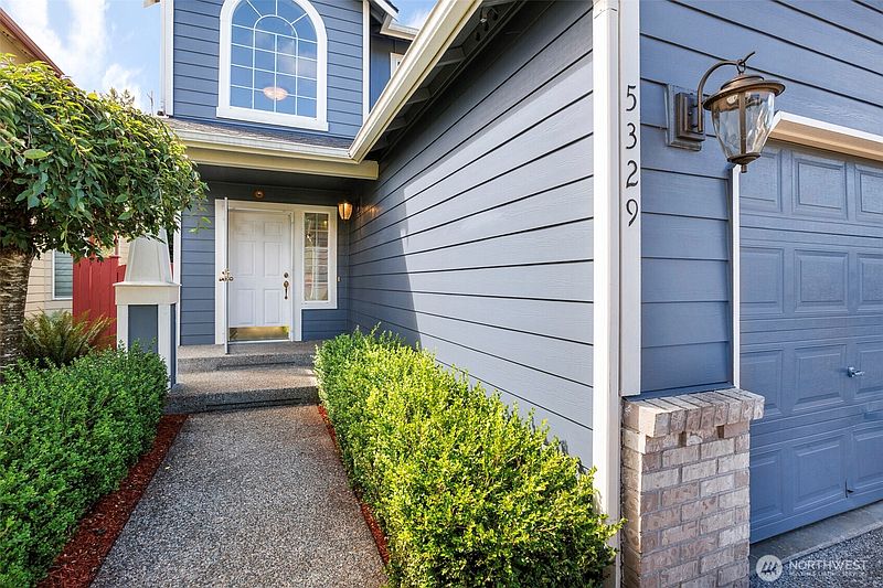 2nd image of 5329 S 319th Street