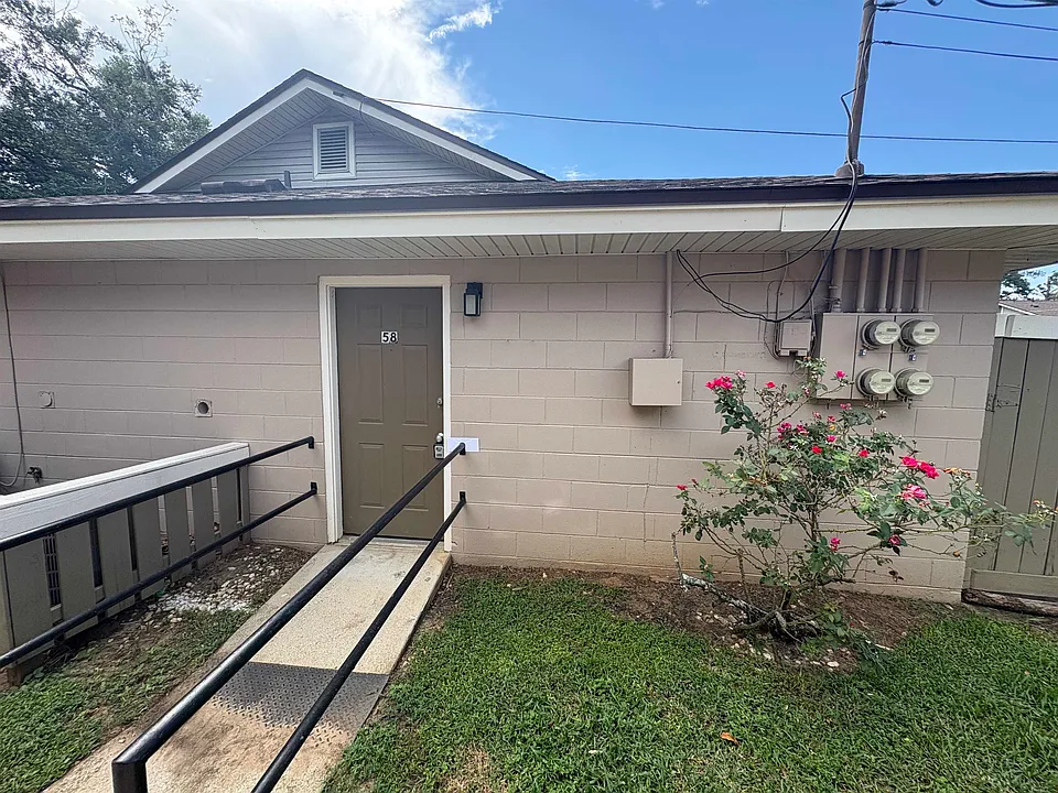 2241 W Pensacola St #58