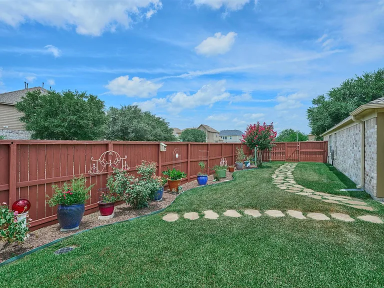 9940 Yearling Pl — Photo 30