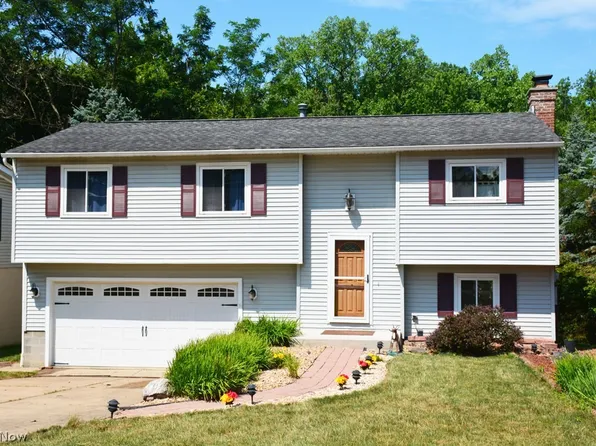 2546 Ash Rd, Willoughby, OH 44094