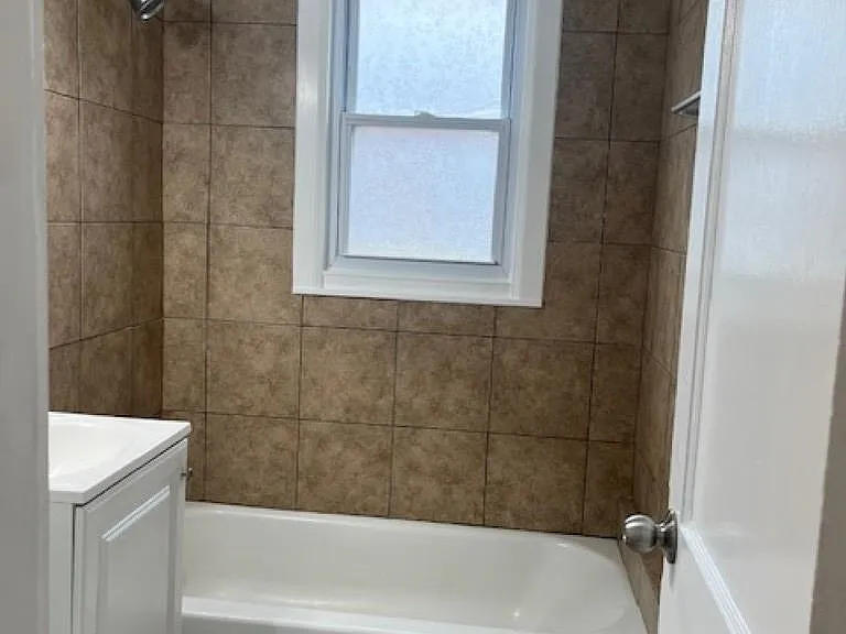3764 Carnes Ave — Photo 11