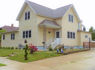 631 Center St, Kewaunee, WI 54216