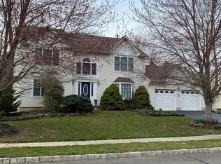 25 Hibiscus Ln, Robbinsville, NJ 08691