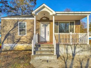 7 Brady Pl, Poughkeepsie, NY