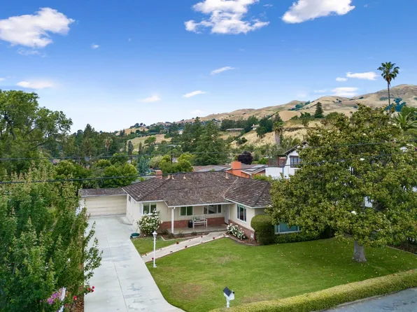 5427 Club Dr, San Jose, CA 95127