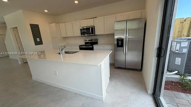 1302 NE 4th Ave #0 — Photo 2