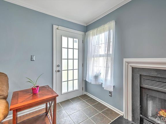 5th image of 288 Cozzens Ct