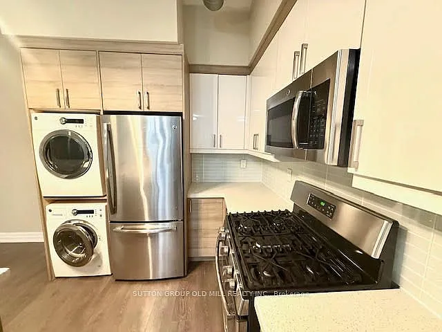 Building Photo - 259 Gerrard St E #1A