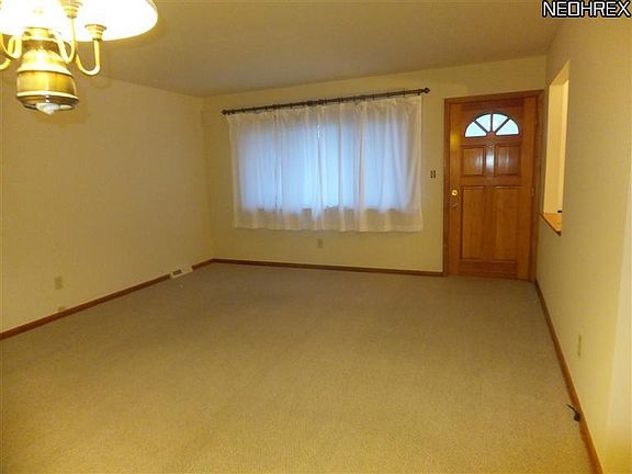 3rd image of 19502 Parkmount Ave