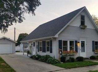 7242 Hubbard St, Lexington, MI 48450