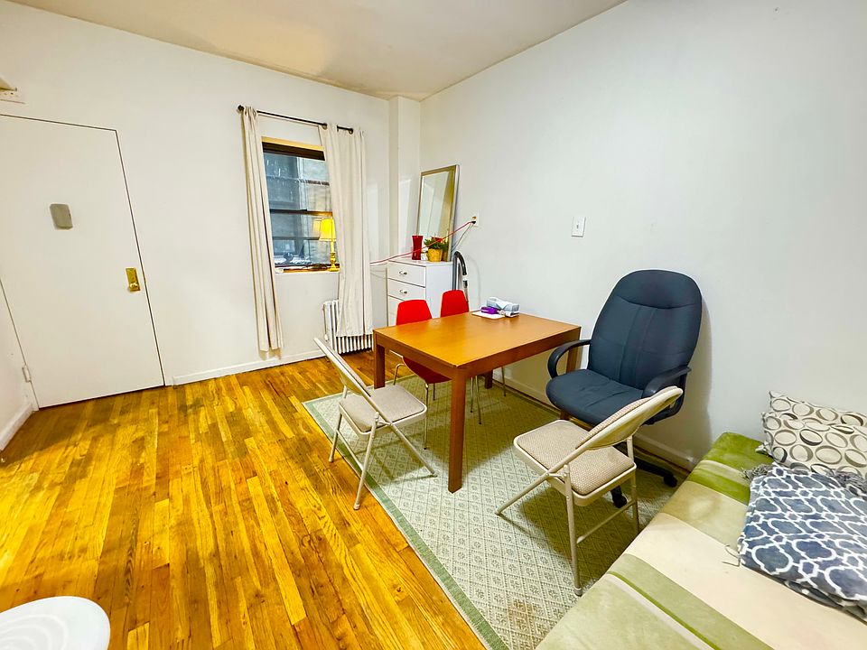 1st image of 137 Allen St #2AA