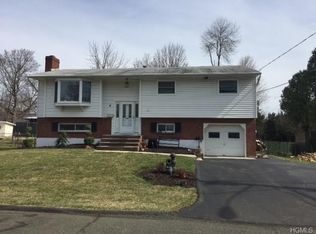 8 Govan Dr, Stony Pt, NY 10980