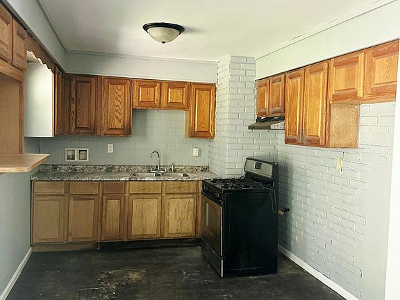 3rd image of 4771 Kentucky St