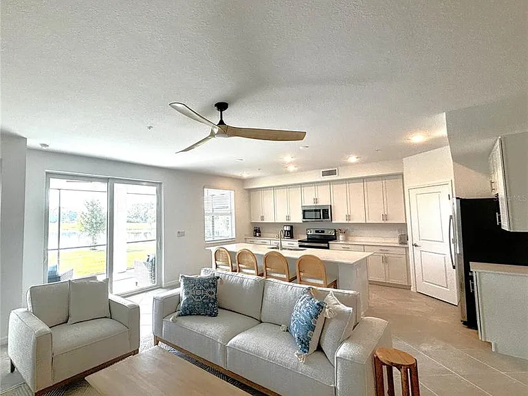 17620 Boracay Ct #102 — Photo 5