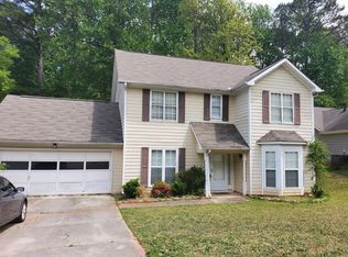 963 Forest Path E, Stone Mountain, GA 30088