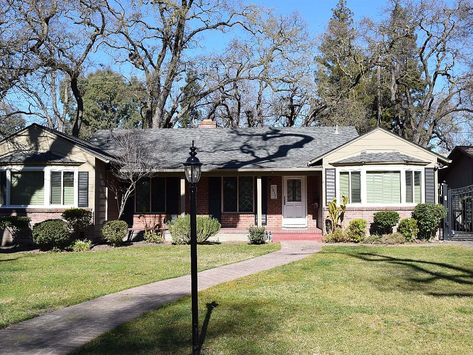 1st image of 1617 Woodland Dr