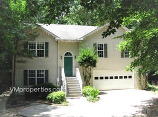 5016 Loving Rd, Flowery Branch, GA 30542