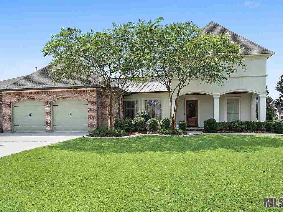 2nd image of 14350 Lake Path Dr