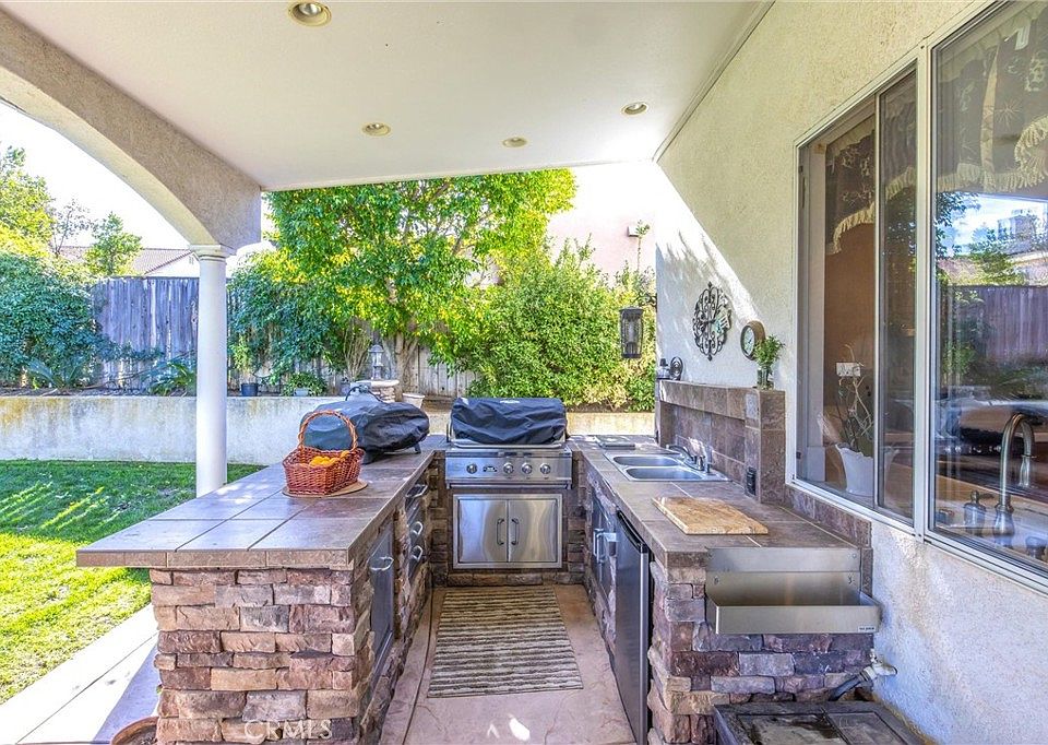 8470 Lindenhurst St, Riverside, CA 92508 | Zillow
