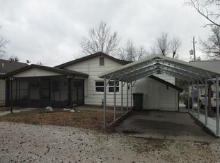 32 Eagle Dr, Sparta, IL 62286