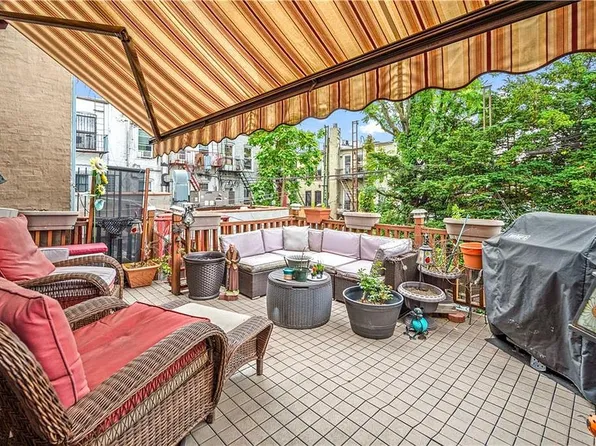 670 59th St, Brooklyn, NY 11220
