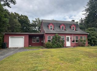 8 Summit Rd, Prospect, CT 06712