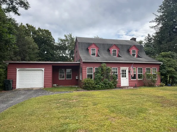 8 Summit Road, Prospect, CT 06712