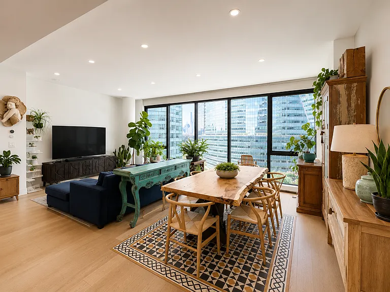 45-07 Court Sq #8B — Photo 6
