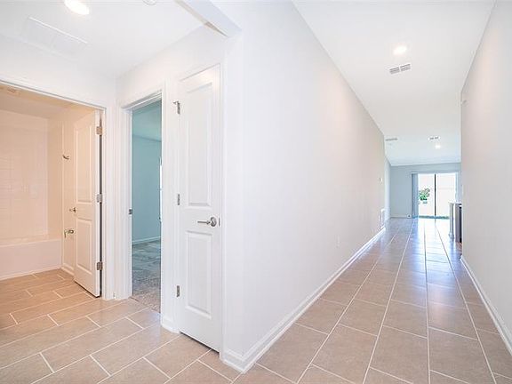 3rd image of 1190 Pomelo St