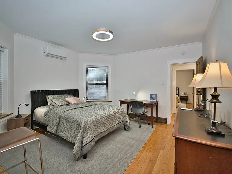 2437 W North Shore Ave #2 — Photo 33