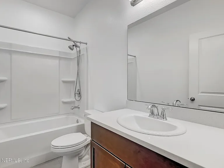 13115 Annies Walk Dr — Photo 32