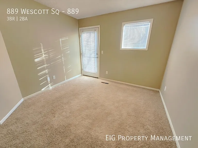 Eagan Gables — Photo 10