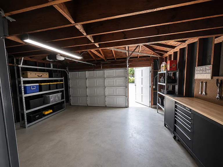 1522 Randall St — Photo 33
