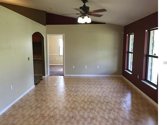 4th image of 4940 Lake Cecile Dr